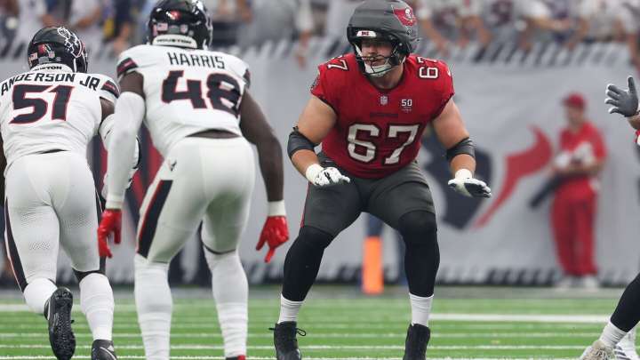 Bucs RT Luke Goedeke could miss multiple weeks after aggravating his foot injury