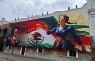 Tlaxcala genera controversia al usar IA en decoraciones patrias