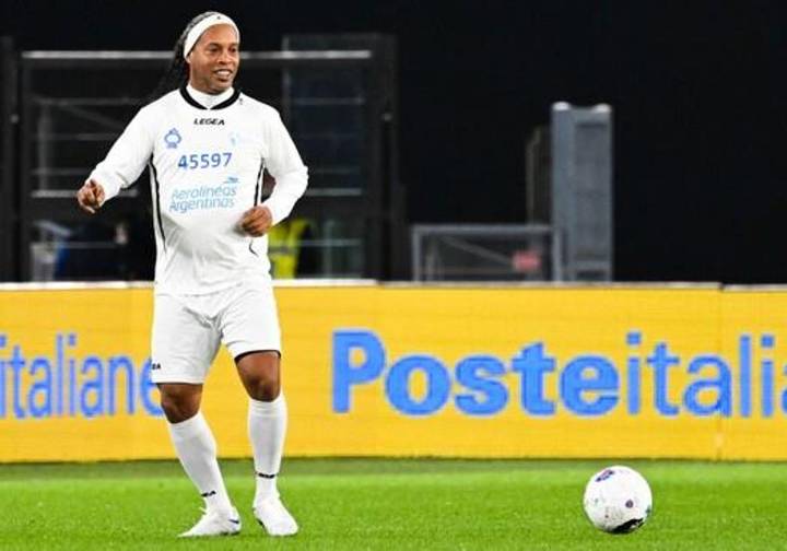 Ronaldinho será el encargado de entregar el Balón de Oro