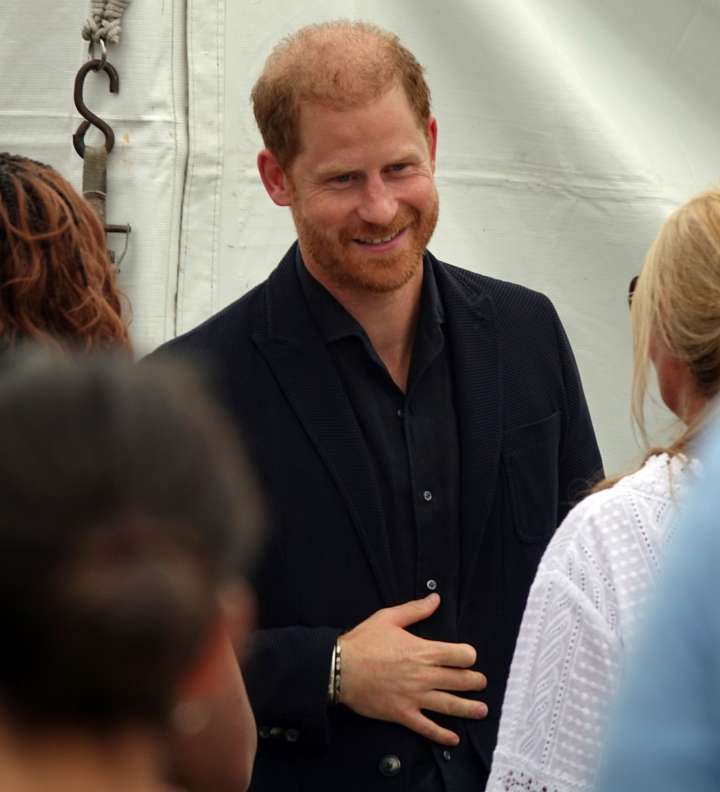 Cele|bitchy | Did Prince Harry already register Archie to eventually attend Eton?  No.