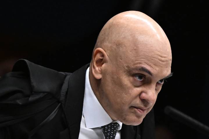 El juez que ha llevado a Bolsonaro al banquillo afirma que buscó imponer “una dictadura” en Brasil