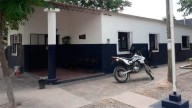 Dos mujeres policías pelearon dentro de una comisaría por el “amor” de un oficial