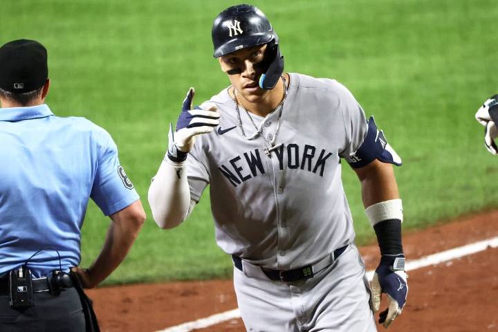 Deadspin | Yankees back Carlos Rodon's strong outing in redemption win over O's
