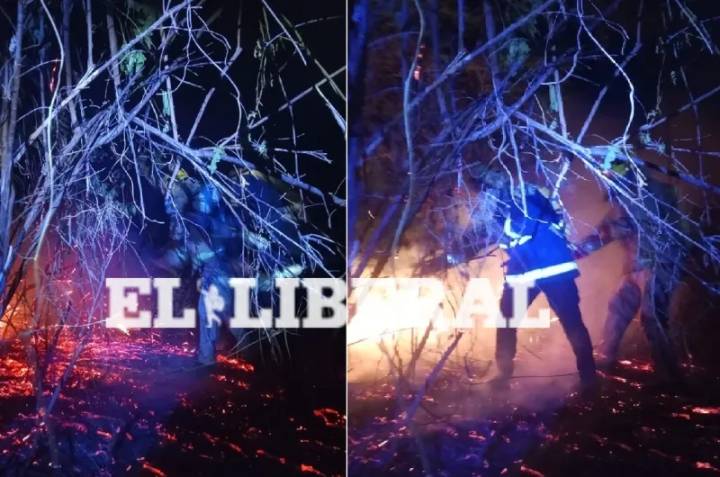 Noche de tensión en Santiago: incendio junto al Río Dulce movilizó a bomberos y policías