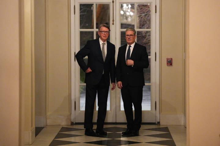 Officials were aware of Mandelson emails to Epstein before Starmer defended him