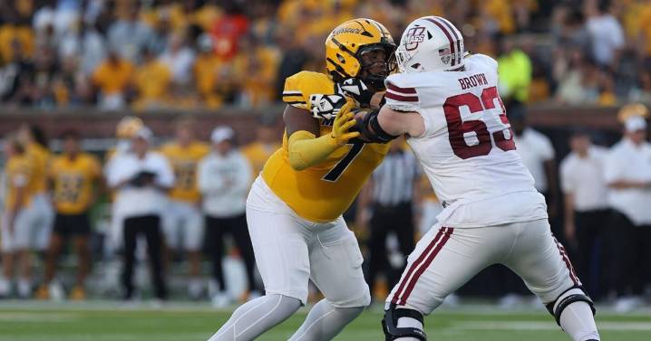 Missouri dominates trenches, looks for improvement in secondary, ball security