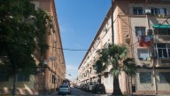 La mitad de las "casitas rosas" de la Malva-rosa están okupadas o vacías
