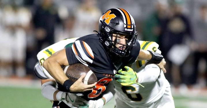 Photos: Crystal Lake South vs. McHenry 2025 Week 2 football
