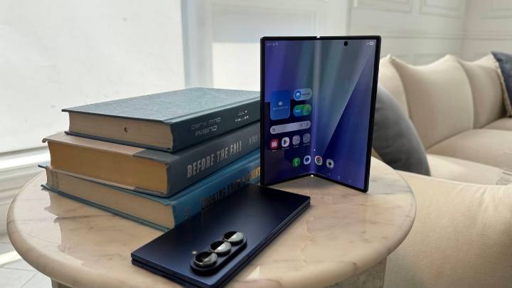 News Weekly: Samsung's trifold rumors, Meta launches new AI smart glasses, Nothing's Ear 3 debuts this week, and more