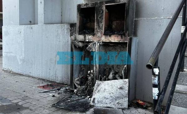 Sigue paralizada la facultad de la UNLP tras el incendio: aseguran que fue intencional