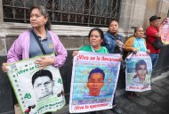 Familiares de Ayotzinapa acusan falta de “avances sustanciales” tras reunión con Sheinbaum