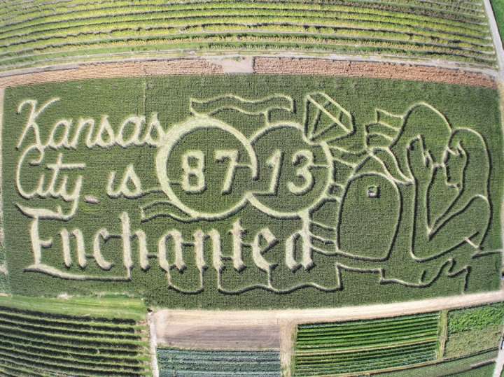 Metro corn maze celebrates Taylor Swift and Travis Kelce's engagement