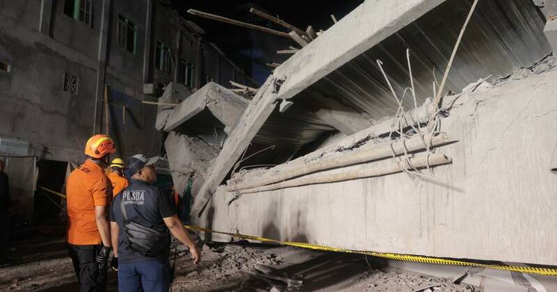 Scores of kids missing after Indonesia school collapses