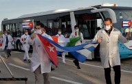 Defiende Sheinbaum contratación de médicos cubanos; asegura que continuará ese convenio