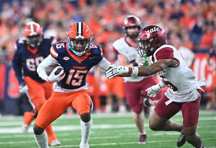 Deadspin | Steve Angeli tosses 5 TDs as Syracuse thrashes Colgate