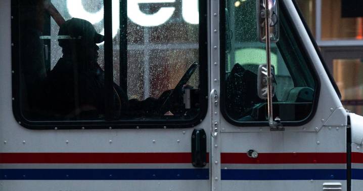Census Bureau to test using postal workers as census takers in 2030 field trials next year
