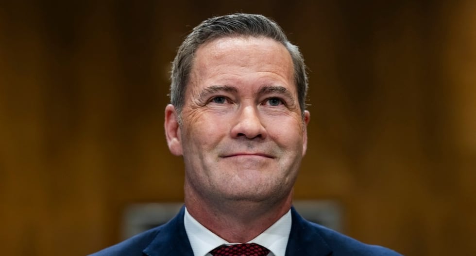 El Senado de EE.UU. confirma a Mike Waltz como embajador ante la ONU, previo a la cumbre 