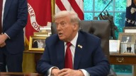 Trump aplicará aranceles a fármacos, camiones y muebles