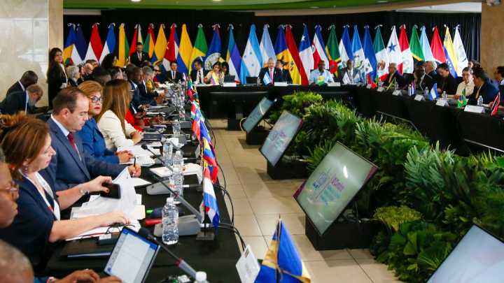 La Celac convoca reunión de urgencia por despliegue militar de EE. UU. en el Caribe