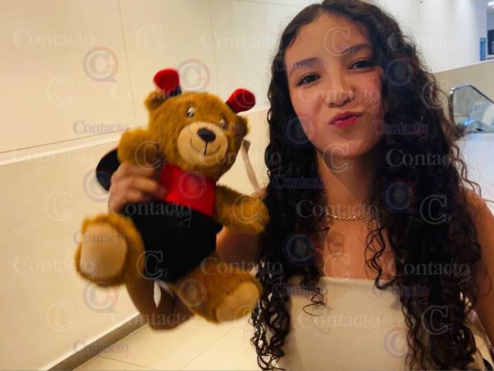 Paloma Nicole de 14 años murió tras una cirugía estética no autorizada por su padre