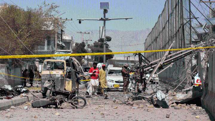10 killed in suicide bombing outside paramilitary HQ in Balochistan, gunmen storm building
