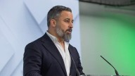 Abascal acusa a Sánchez de usar la Armada para “trasladar cayucos” y generar conflictos internacionales