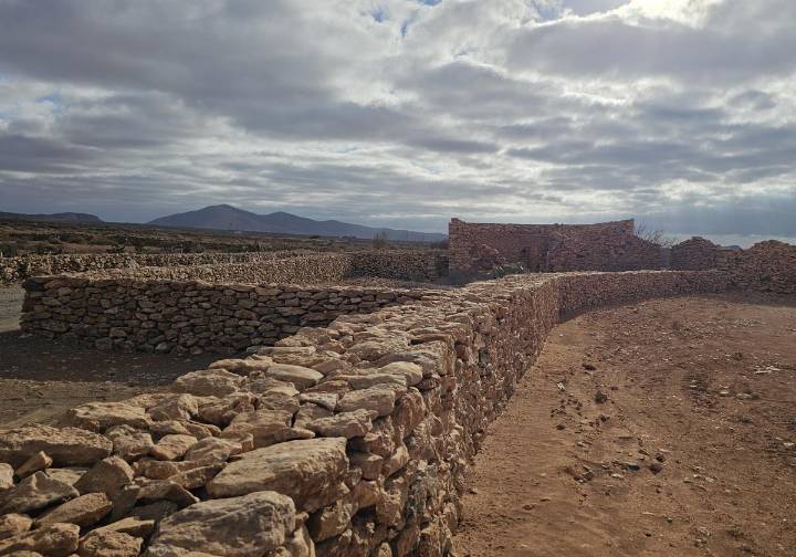 Corral histórico de Antigua, se reconstruye