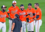 Orioles stun Dodgers, turning no-hit bid into walk