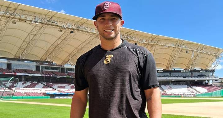 Luis Cessa reportó con Tomateros de Culiacán