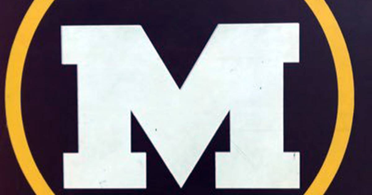 Morris volleyball wins 10th straight: Monday’s Herald News Sports Roundup