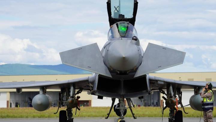 Lituania pide a España que sus cazas eurofighters puedan derribar drones rusos
