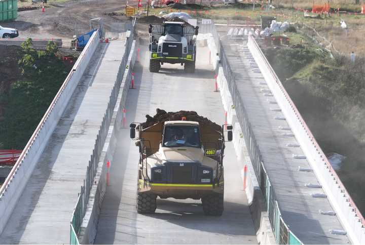 New bridges allow project vehicles to bypass Singleton CBD