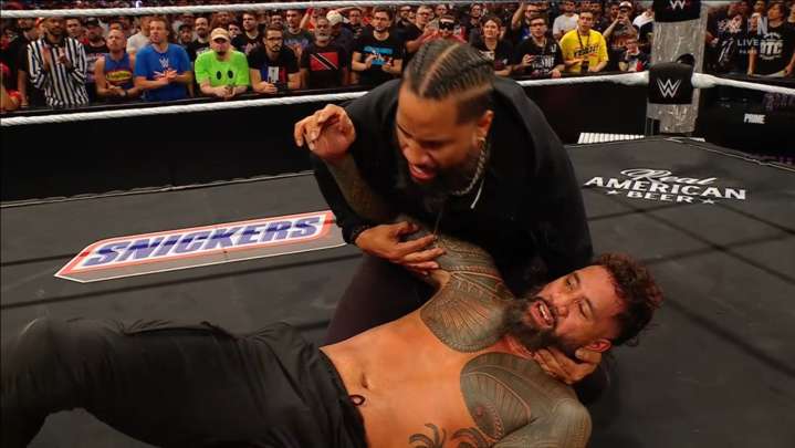 WWE Raw: The Usos Are Back Together