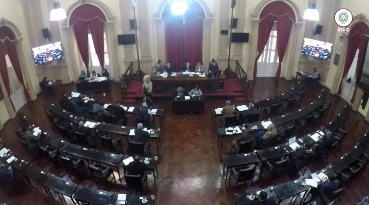 Senadores aseguraron que los gerentes están “angustiados” por el presupuesto en salud