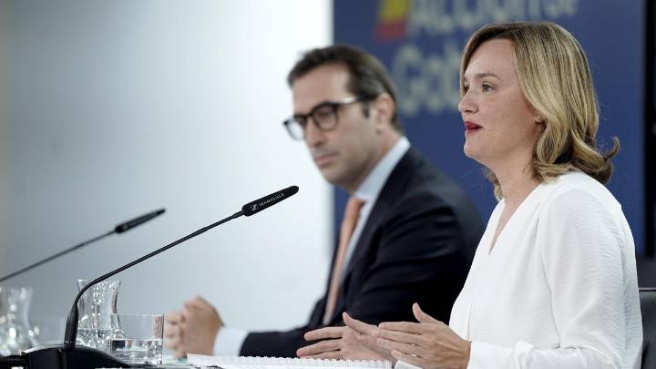 Moncloa mantiene "todo el respaldo" a la ministra de Igualdad ante el uso "absolutamente indecente" del PP con las pulseras anti maltrato