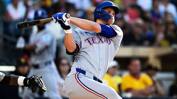 Rangers' Corey Seager feeling better, hopes to play again this season