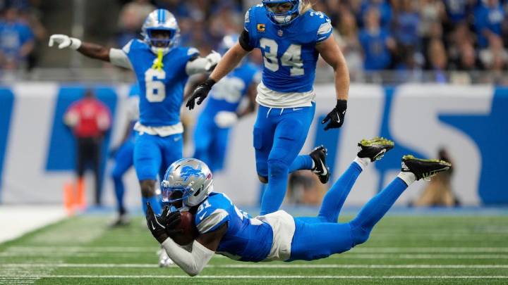 Watch: Lions celebrate Kerby Joseph's interception with Stumblebum