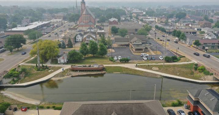 Historic Highlights: Lincoln supported I&M Canal