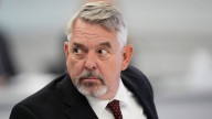 Vaccine advisers weigh COVID-19 shot recommendations