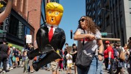 Miles protestan en Chicago contra amenaza del ICE y el despliegue de la Guardia Nacional de EU