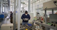 Incertidumbre interna y externa frena a la economía y a la inversión