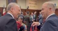 Ronald Johnson asiste a primera sesión de SCJN