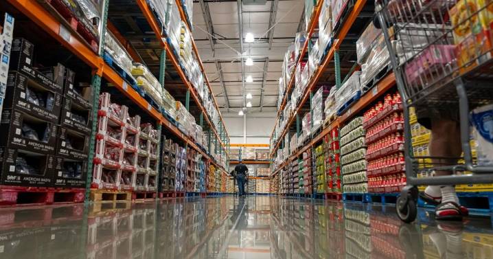 The US economy grew at a 3.8% rate in the second quarter, significantly stronger than previously reported