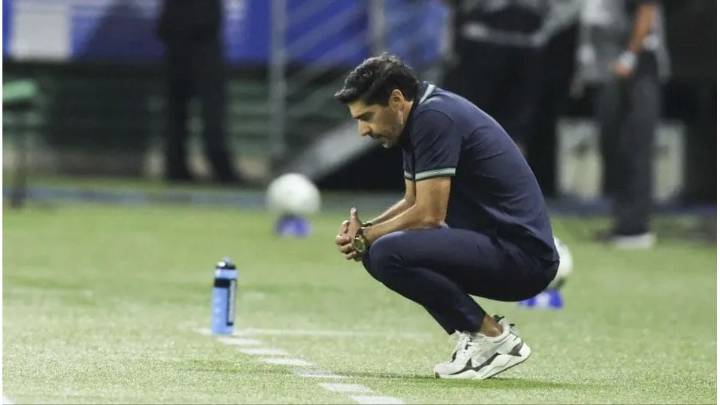 Abel Ferreira, cuestionado en Palmeiras antes del choque contra River
