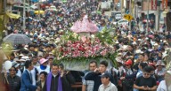 Miles de fieles acompañan a la Virgen de Cocharcas en solemne peregrinación en Huancayo (FOTOS)