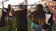 [VIDEO] La animada cueca de Carlos Caszely y Mary Valencia en el 18 de Colo Colo