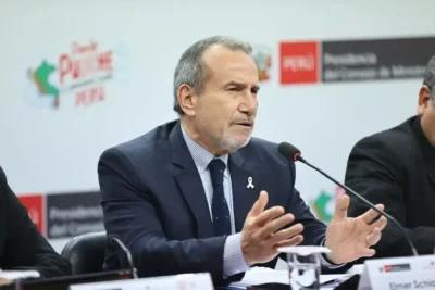 Perú retiró bandera de Colombia izada en pueblo fronterizo, confirma el canciller peruano