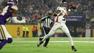 Sunday Night Football: Falcons hold narrow 9-6 lead over Vikings at halftime