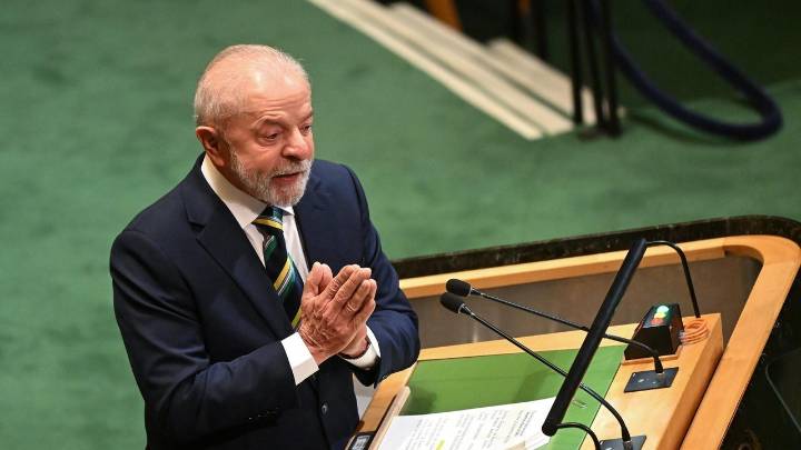 "El camino al diálogo no se le debe cerrar a Venezuela": Lula da Silva criticó en la Asamblea General de la ONU el despliegue militar estadounidense en el Caribe