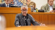 Podemos afea a Azcón que solo trabaje "para los suyos" y para ser el "azote" de Sánchez